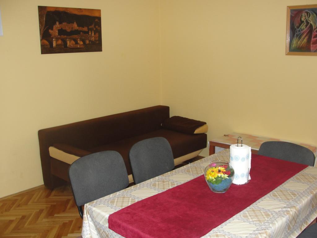Apartments Lalic فوديس الغرفة الصورة